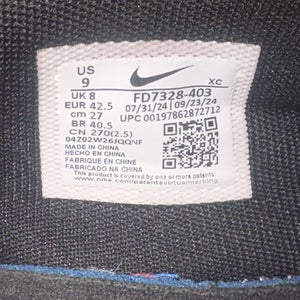 Men's Size M 9.0 (W 10.0) Nike Shoes (Used)