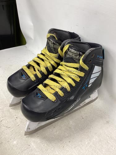 Used True TF9 GOALIE SKATE Junior Goalie Skate Junior 02.5 11851-S000052994
