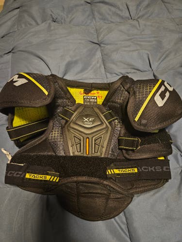 Large Youth CCM Tacks XF Pro Shoulder Pads (Used)