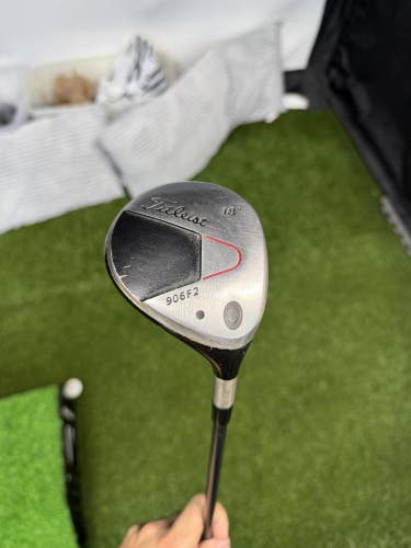 Titleist 906F2 5 Wood 18* 4375 Regular Flex Shaft RH No HC