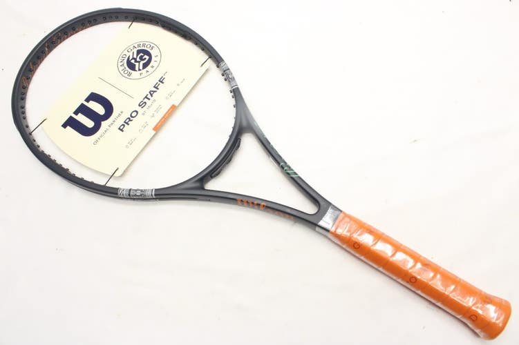 *NEW* 2026 WILSON PRO STAFF 97 (VER 14) ROLAND GARROS TENNIS RACQUET (4 3/8)