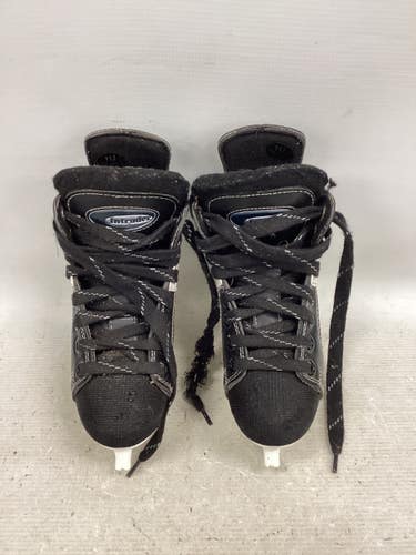 Used CCM INTRUDER 55 Youth Hockey Skate Youth 11.0 11851-S000050250