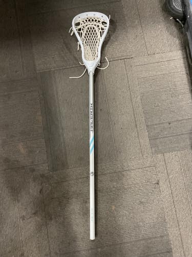 Used Maverik ALTA Wmn Atk/Mid Complete Stick White 11614-S000244633