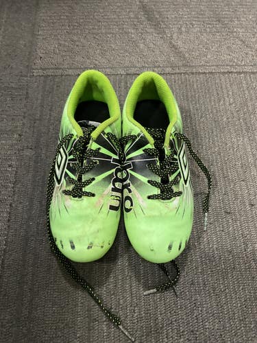 Used Umbro Soccer Cleats Green Youth 12.0 11614-S000244583