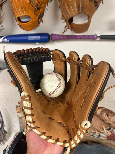 Easton Professional Series RH Infield Baseball Glove 11.5" (Used) Hybrid