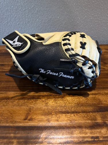 THE FOCUS FRAMER™ - 29" TRAINING MITT
All Star RH Catcher's Glove (New)