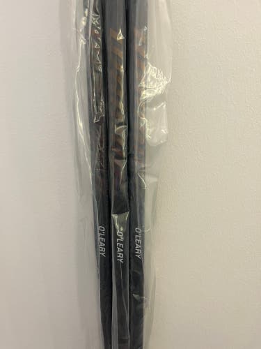 Senior Warrior Alpha LX3 Pro (Dressed Covert QR6 Pro) Left Hand Hockey Stick P86 70 Flex Pro Stock