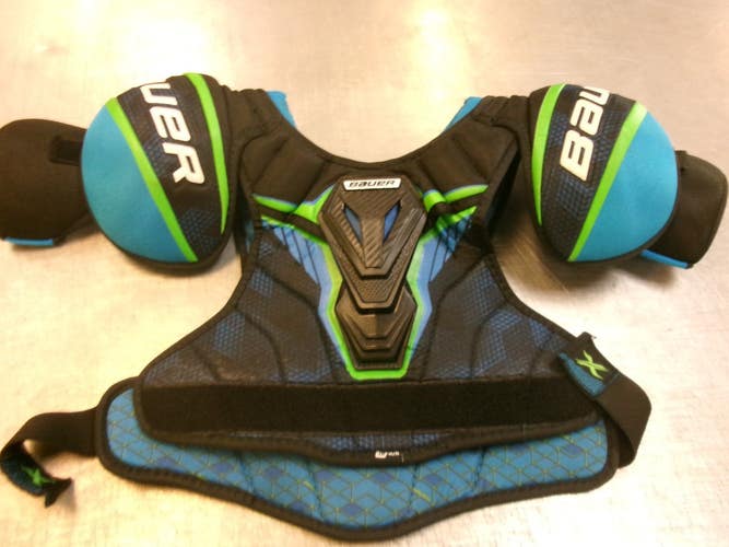 Used Bauer SHOULDER PAD Junior Shoulder Pads MD 11339-S000207225