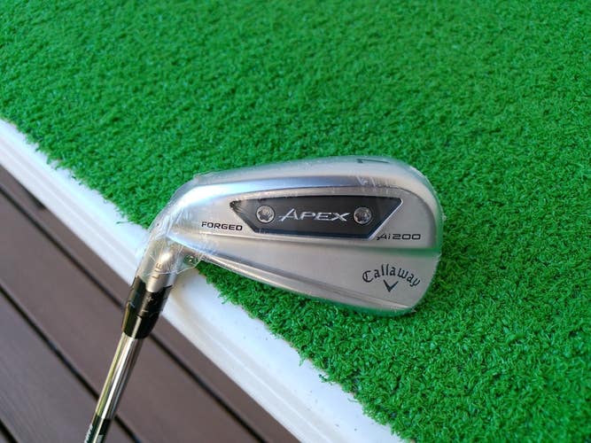 Callaway Forged APEX Ai2000 7-Demo Iron w/ VECTOR 80g Regular Flex Shaft