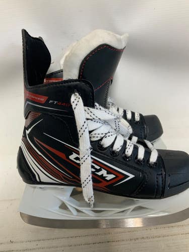 Used CCM JETSPEED FT440 Junior Hockey Skate Junior 02 11823-S000042061