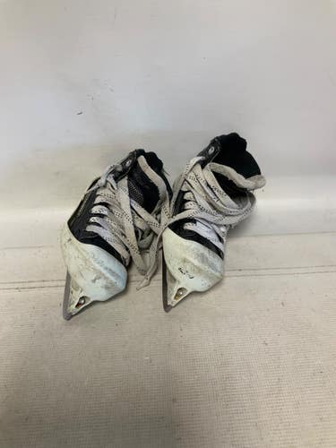 Used Bauer ELITE Junior Goalie Skate Junior 02 11823-S000042055