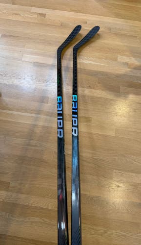 Two (2) Pack - Pro Stock Bauer Vapor ADV Hockey Sticks - RH - P92 - 87 Flex