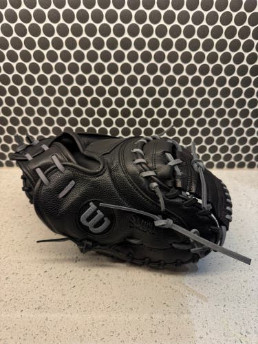 Wilson A2000 RH Catcher's Glove 33" (Used)