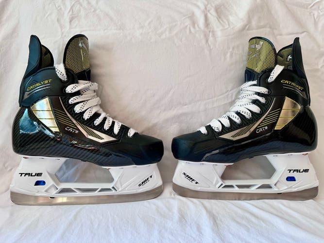 Black/Yellow True Catalyst 9 Hockey Skates Regular Width Size 5 (Used/Very Good Condition)