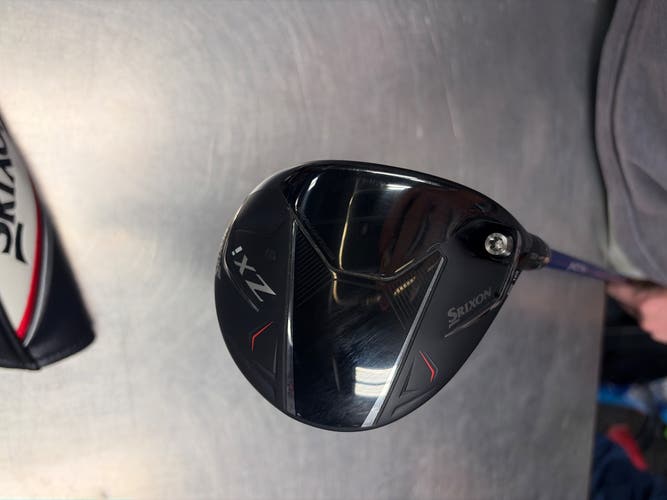 Men's Srixon ZXi Right Handed Fairway Wood Stiff Flex 5 Wood (Used)