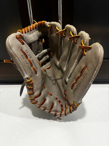 Mizuno Pro Select RH Infield Baseball Glove 11.75" (Used)