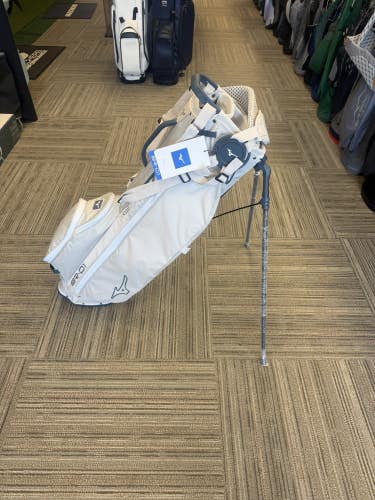 2027 Mizuno BRD1 Stand Bag (SAND)