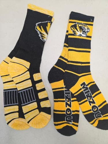 ST5 Mens NCAA MISSOURI TIGERS Crew Socks Lot of 2 Pair LARGE New
