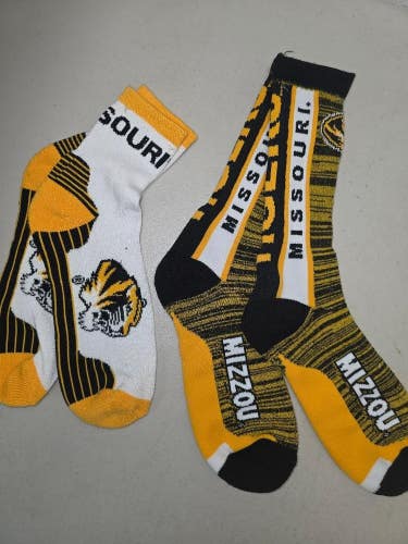 ST12 Mens NCAA MISSOURI TIGERS Crew Socks Lot of 2 Pair LARGE New