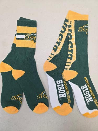 ST5 Mens NCAA NORTH DAKOTA STATE ST BISON Crew Socks Lot of 2 Pair LARGE New