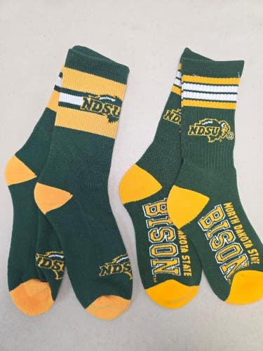 ST8 Mens NCAA NORTH DAKOTA STATE ST BISON Crew Socks Lot of 2 Pair LARGE New