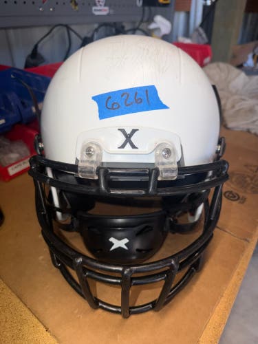 USED XENITH X2E+ ADULT FOOTBALL HELMET - XL - WHITE
