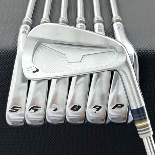 NEW LEVEL 702 CB FORGED IRON SET