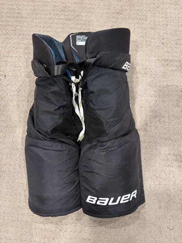 S21 Senior Medium Bauer X Hockey Pants (Used)