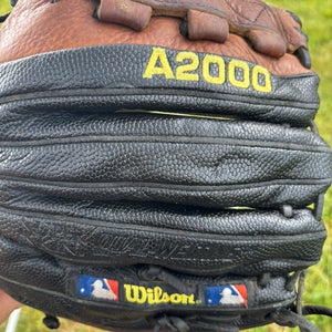 Wilson A2000 ASO LH Pitcher's Baseball Glove 12" (Used)