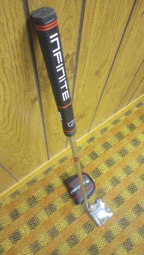 Wilson Staff Infinite MLH Buckingham Putter