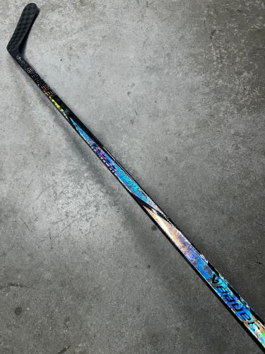 95 Flex P92M Senior Bauer TWITCH Right Hand Hockey Stick Pro Stock (New)