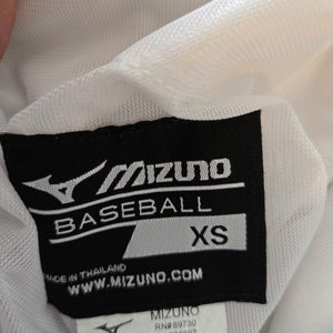 White Men's XS Mizuno Tapered Game Pants