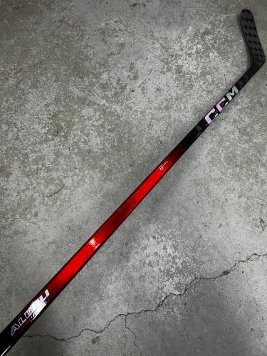 90 Flex P29 Senior CCM Jetspeed FT8 Pro Left Hand Hockey Stick Pro Stock (New)