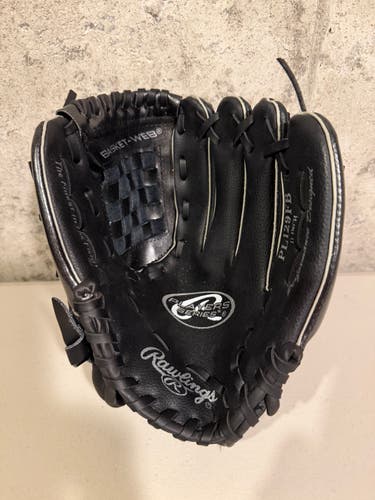 Rawlings Players Series PL129FB 11” Youth Baseball Glove Black RHT Basket Web (New without Tags)