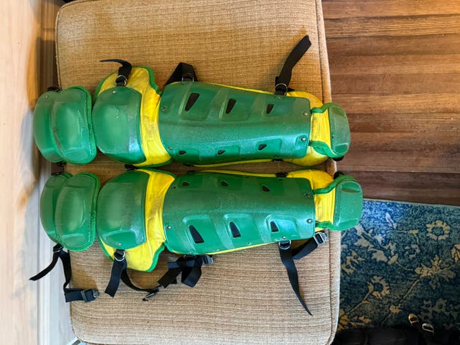 Nike Vapor Catcher's Leg Guard (Used) university of Oregon