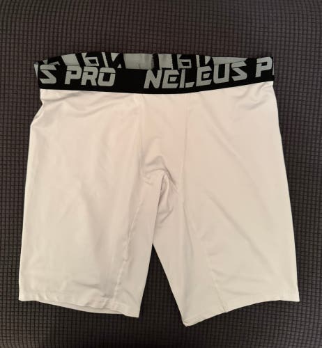 White Large/Extra Large Adult Unisex Compression (Used)