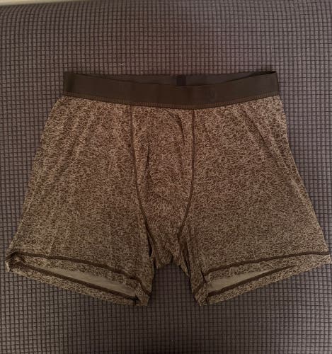 Camo Green Large/Extra Large Adult Unisex Lululemon Compression (Used)