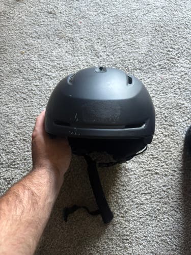 Large Giro Helmet (Used)