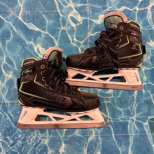 Senior Bauer GSX Hockey Goalie Skates Regular Width 7 (Used)