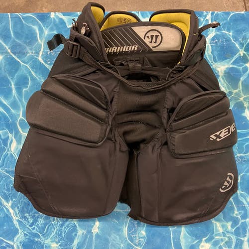 Intermediate Small Warrior Ritual X3 E+ Hockey Goalie Pants (Used)