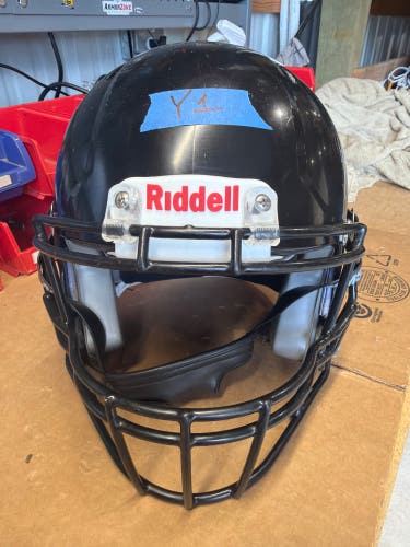 USED RIDDELL SPEED ICON YOUTH HELMET - MEDIUM - BLACK