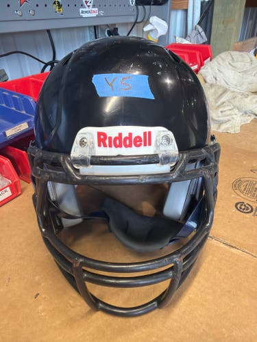 USED RIDDELL SPEED ICON YOUTH HELMET - LARGE - BLACK