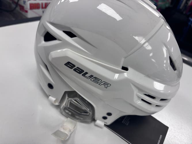 Large Bauer Re-Akt 95 Helmet (New)