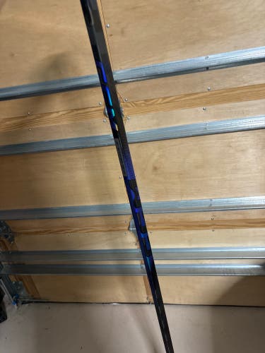 Intermediate CCM Ribcor Trigger 10 Pro Left Hand Hockey Stick P29 65 Flex (New)