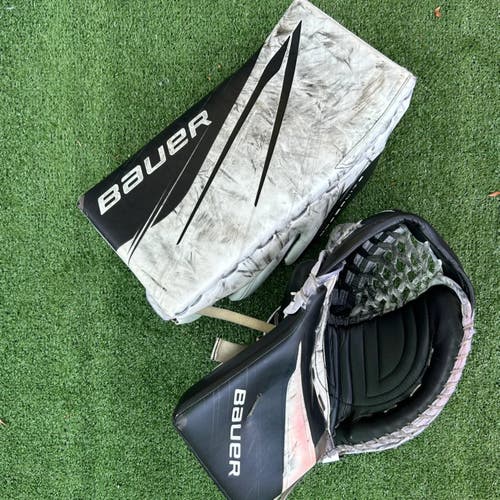 Senior Bauer Vapor Hyperlite 2 Regular Goalie Glove & Blocker