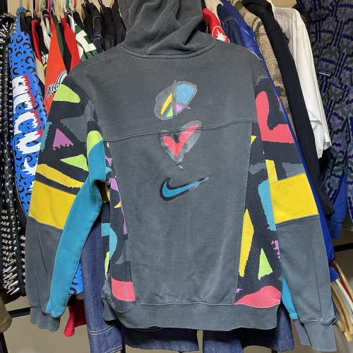 Nike Hoodie Mens Small Black Peace Love Swoosh Pullover Sweatshirt Sweater Gym