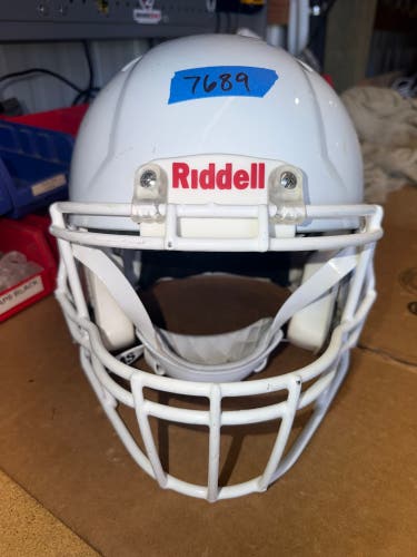 USED RIDDELL SPEED ICON ADULT HELMET - MEDIUM - WHITE METALLIC