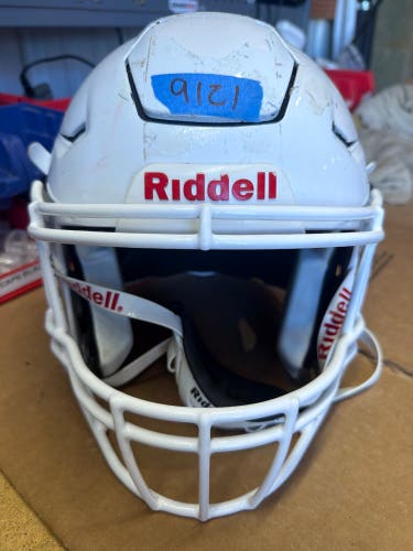 USED RIDDELL FLEX ADULT HELMET - MEDIUM - WHITE METALLIC