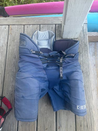 Senior Medium CCM Tacks 692 Hockey Pants (Used)