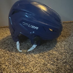 Bauer Hyperlite Helmet Size S/M adjustable(Used)